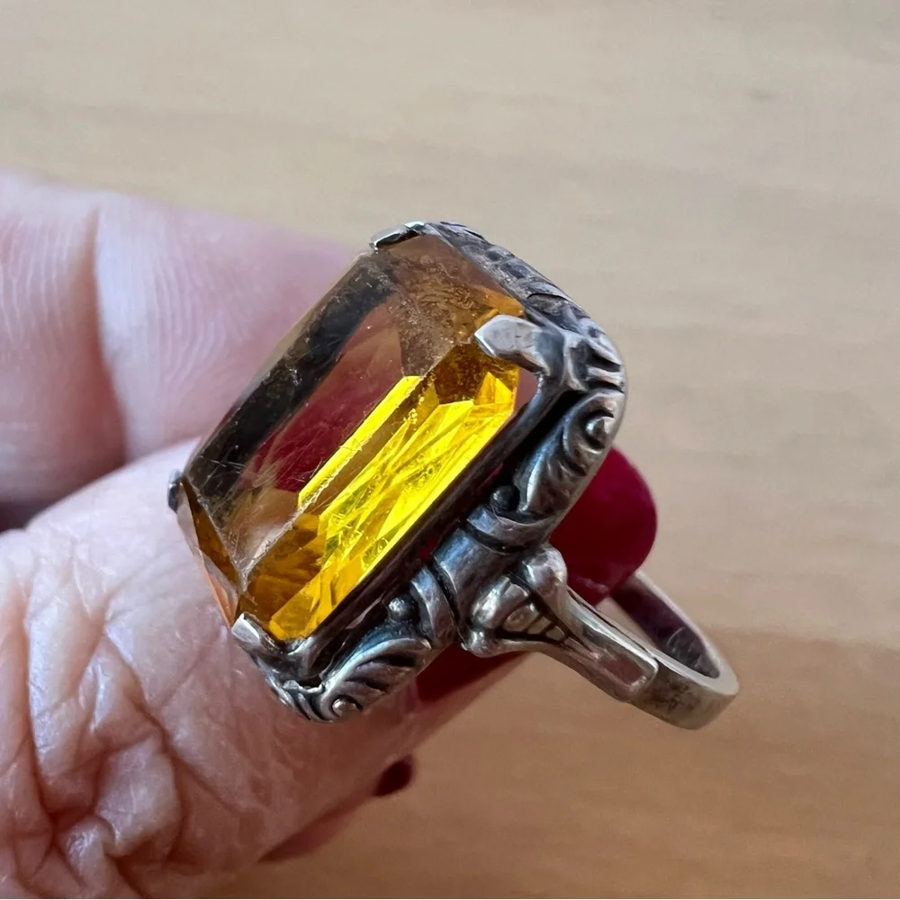 ANTIQUE 800 STERLING YELLOW PASTE STONE RING